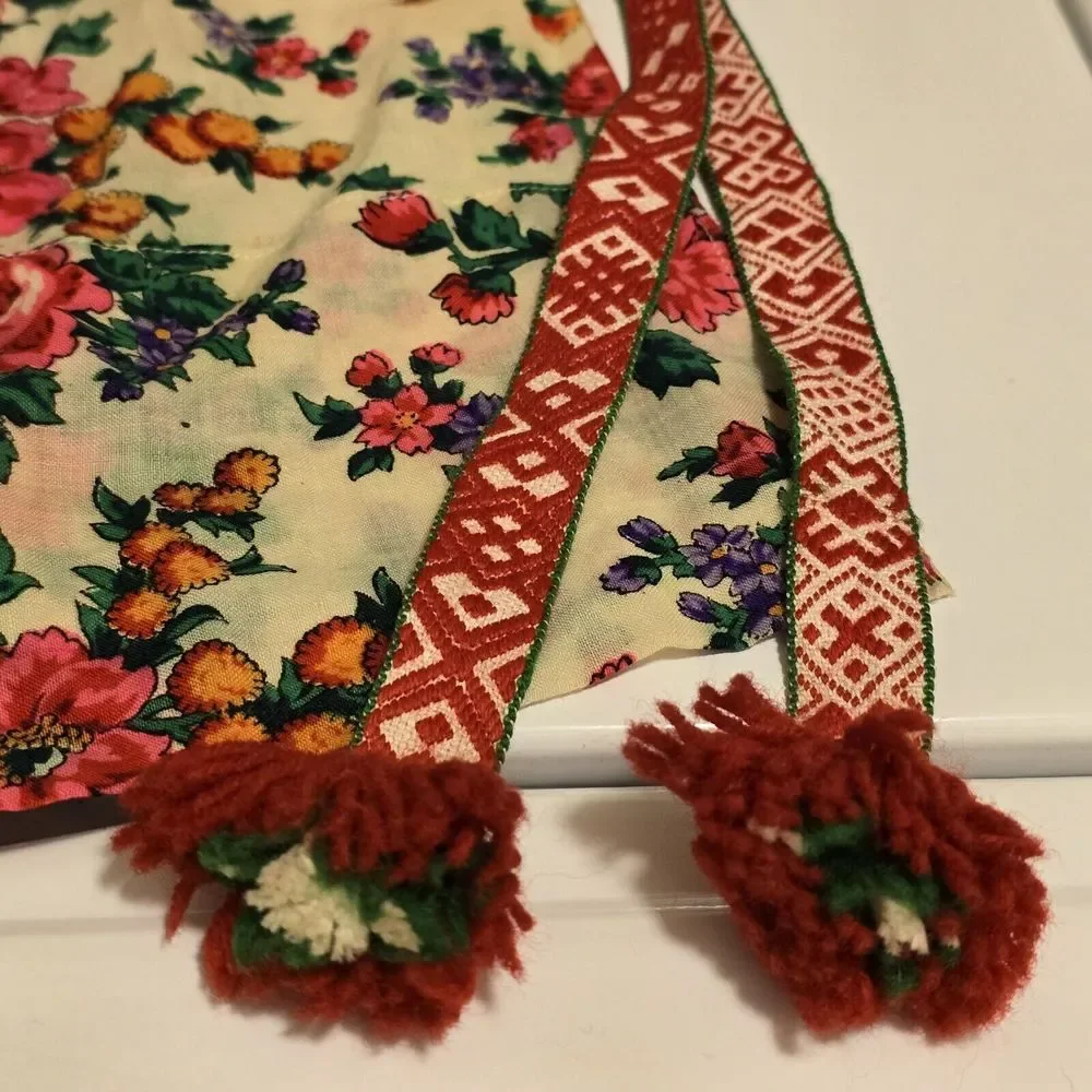 Vintage 1940s Swedish Floral Handmade Half Apron Lightweight Cotton‎ READ